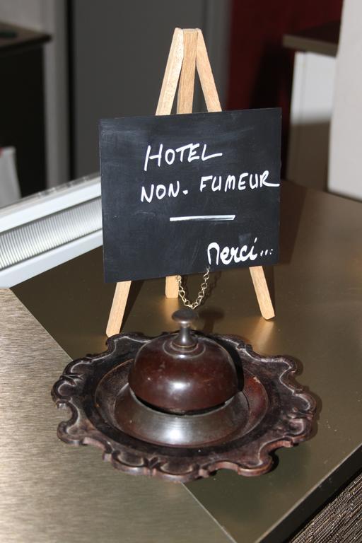 Hotel D'Arcins Latresne Екстериор снимка
