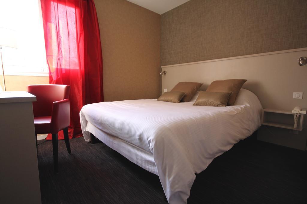Hotel D'Arcins Latresne Екстериор снимка